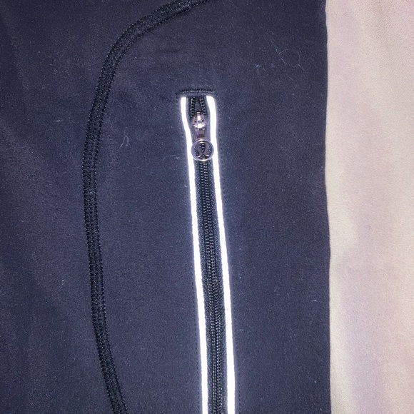 Lululemon leggings - Picture 3 of 6